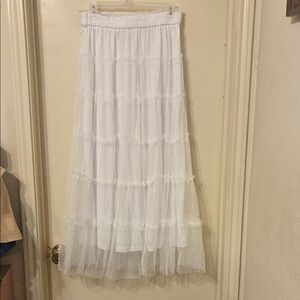 NWT Elegant White Tiered A-Line Skirt Medium